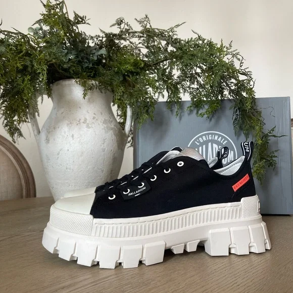 Palladium - Free People - ‘Revolt LO TX’ Boots - Picture 4 of 7